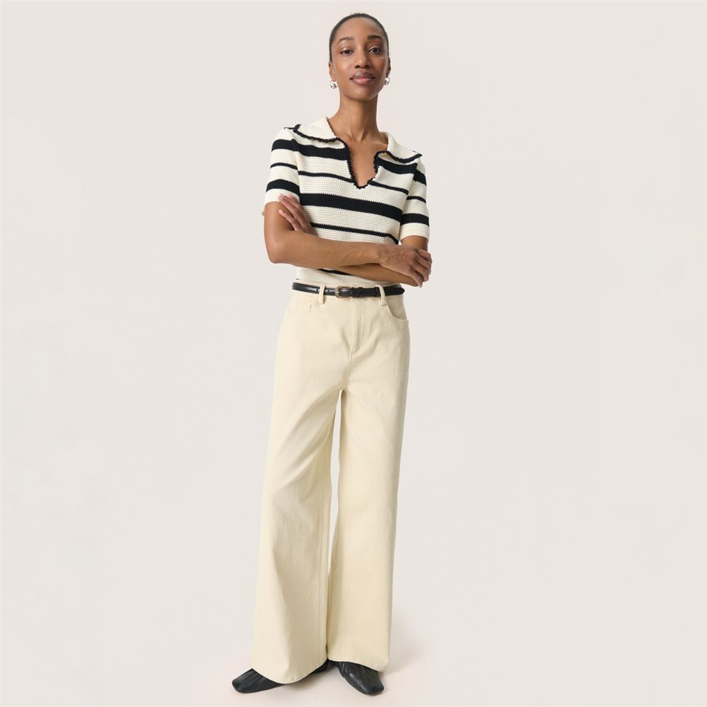pantalón de mujer recto sandja beige soaked in luxury